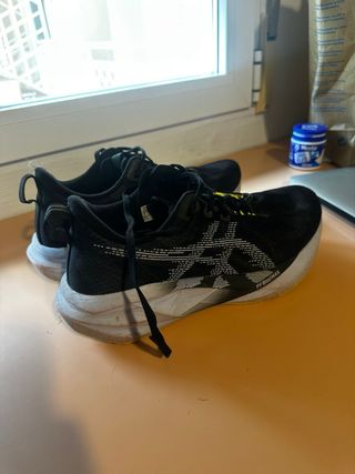 Asics Novablast Zapatillas Running Hombre