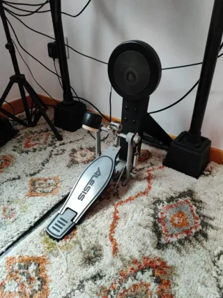 Alesis Nitro Mesh Kit Batería Electrónica