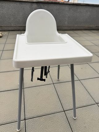 Trona bebé Ikea blanca