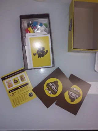 Juego de mesa Preguntas de Mierda Friki