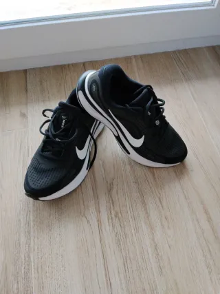 Zapatillas Nike seminuevas