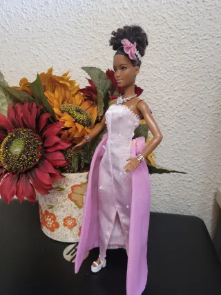 Muñeca Barbie Vestido Rosa