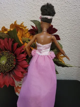 Muñeca Barbie Vestido Rosa