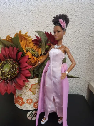 Muñeca Barbie Vestido Rosa