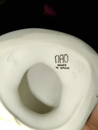 Figuras de gansos NAO de porcelana