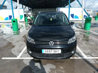 Volkswagen Touran 2011