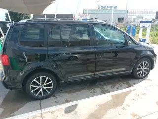 Volkswagen Touran 2011