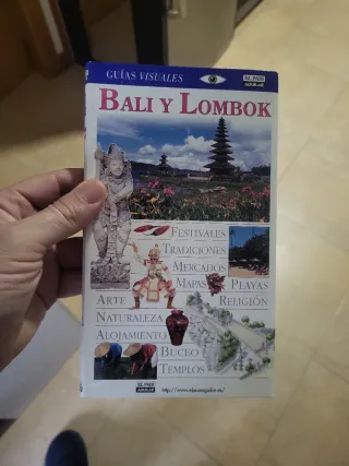 Guia bali y lombok pais aguilar