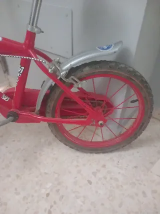 Bicicleta infantil roja MAX