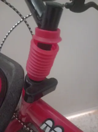 Bicicleta infantil roja MAX