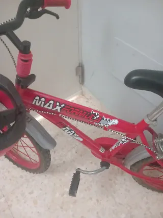 Bicicleta infantil roja MAX