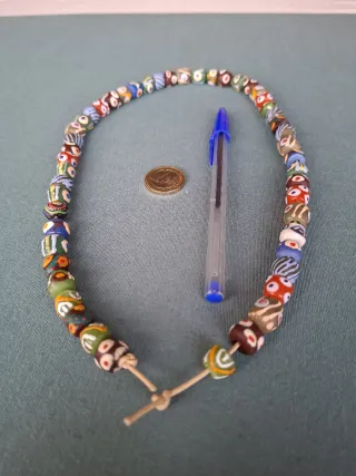 Cuentas de vidrio Krobo africanas