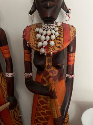 Figuras Masái grandes de Keniai talladas a mano