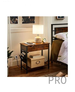 Mesa Auxiliar con Multienchufe