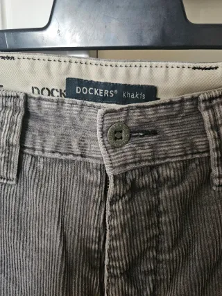 Pantalón pana Dockers gris