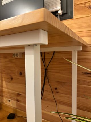 Mesa de escritorio madera y metal