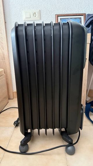 Calentador DeLonghi TRVN V550715.BG