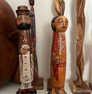 Figuras de madera talladas procedentes de Cuba