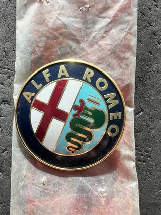 Insignia Alfa Romeo