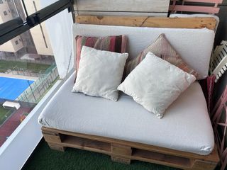 Sofá Sillón Palet Madera con colchones y funda