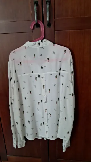 Camisa Bershka blanca cactus