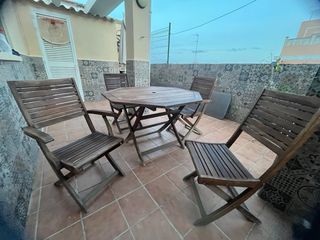 Conjunto mesa y 4 sillas exterior madera