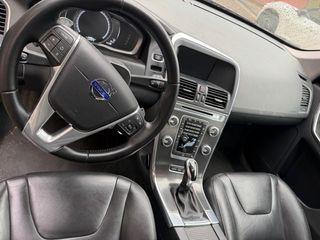 Volvo XC60 2016 190cv.