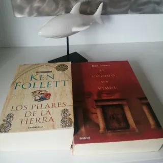 Libros Los Pilares de la Tierra y El Código Da Vin