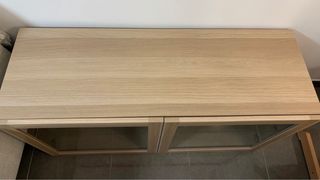 Vitrina comedor madera y cristal