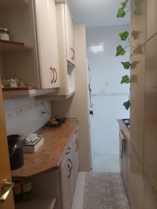 Muebles de cocina, encimera y fregadero