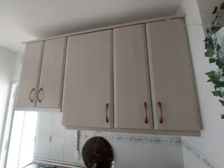 Muebles de cocina, encimera y fregadero