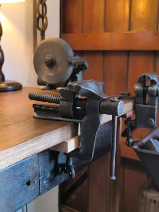 Antiguo tornillo de banco S.XIX