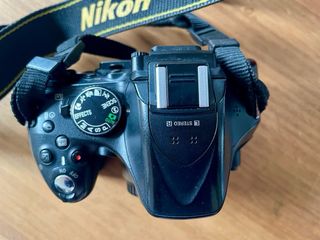 Cámara Nikon D5200 + 2 objetivos + bolsa