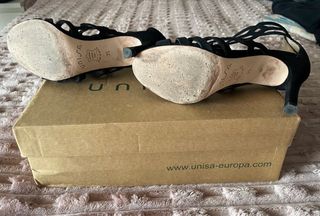 Sandalias de tacón UNISA negras talla 35
