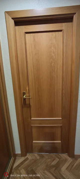 Puerta de madera color Haya (Son 6 puertas)