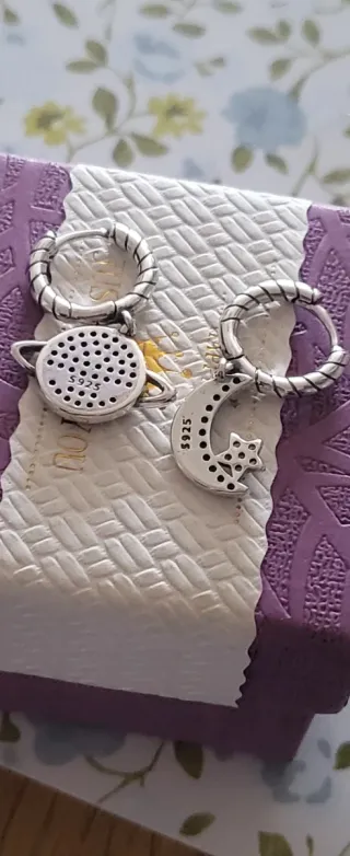 Pendientes Luna y Planeta