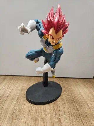 Figura Dragon Ball vegeta Super Saiyan dios