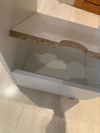 Mesita auxiliar blanca con ruedas como nueva