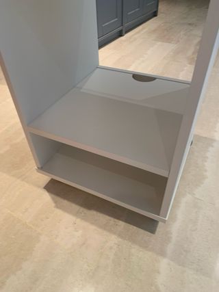 Mesita auxiliar blanca con ruedas como nueva