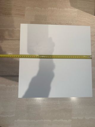 Mesita auxiliar blanca con ruedas como nueva