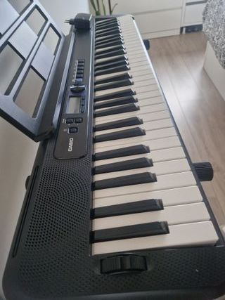 Teclado CASIO Tone CT-S300 como nuevo