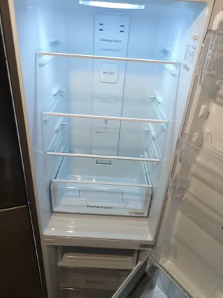 Nevera Daewoo plateada