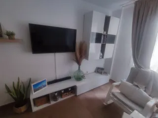Mueble bajo TV y módulo pared