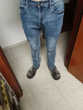 Pantalones vaqueros, talla 30.