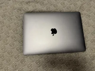MacBook Pro 13 2020 Touch Bar