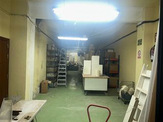 Local comercial en venta en Collblanc en Hospitalet de Llobregat, L´