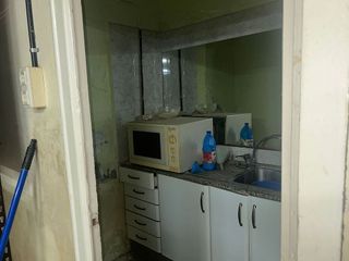 Local comercial en venta en Collblanc en Hospitalet de Llobregat, L´