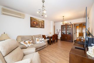 Casa adosada en venta en Peligros