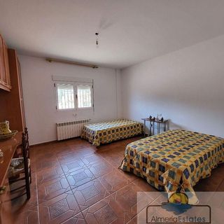 Chalet en venta en Olula del Río