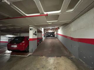 Garaje en venta en Mercado en Alicante